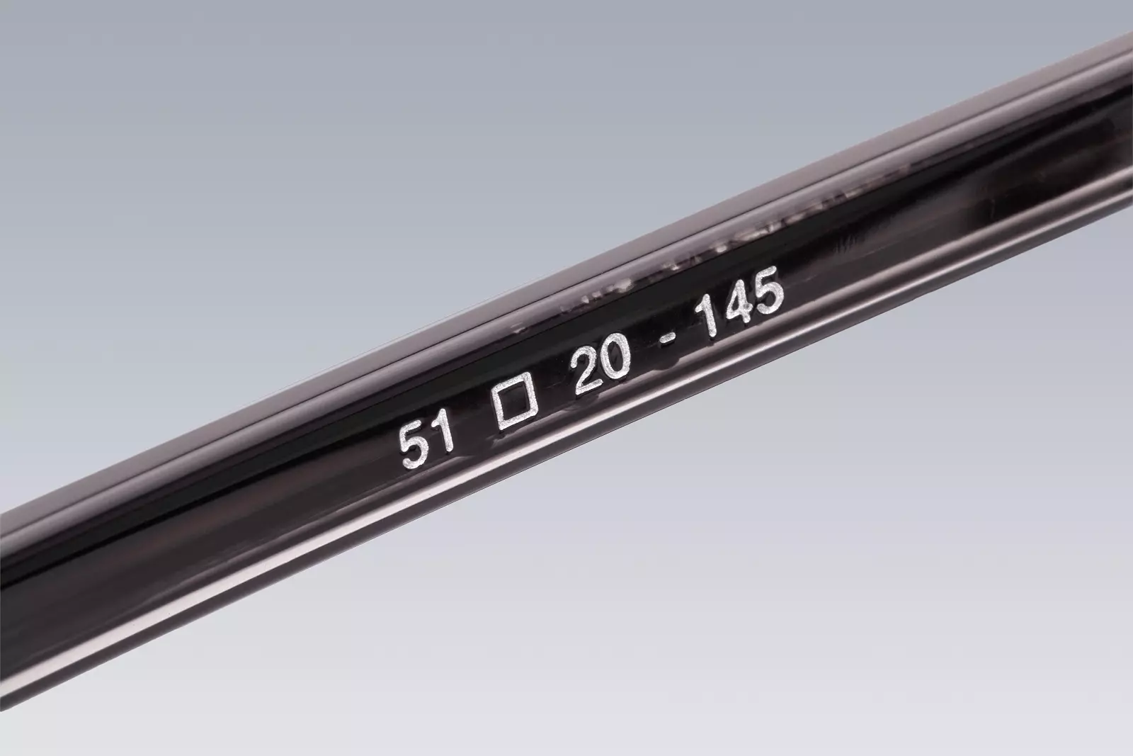 F1-T-B 28 F1-T-B