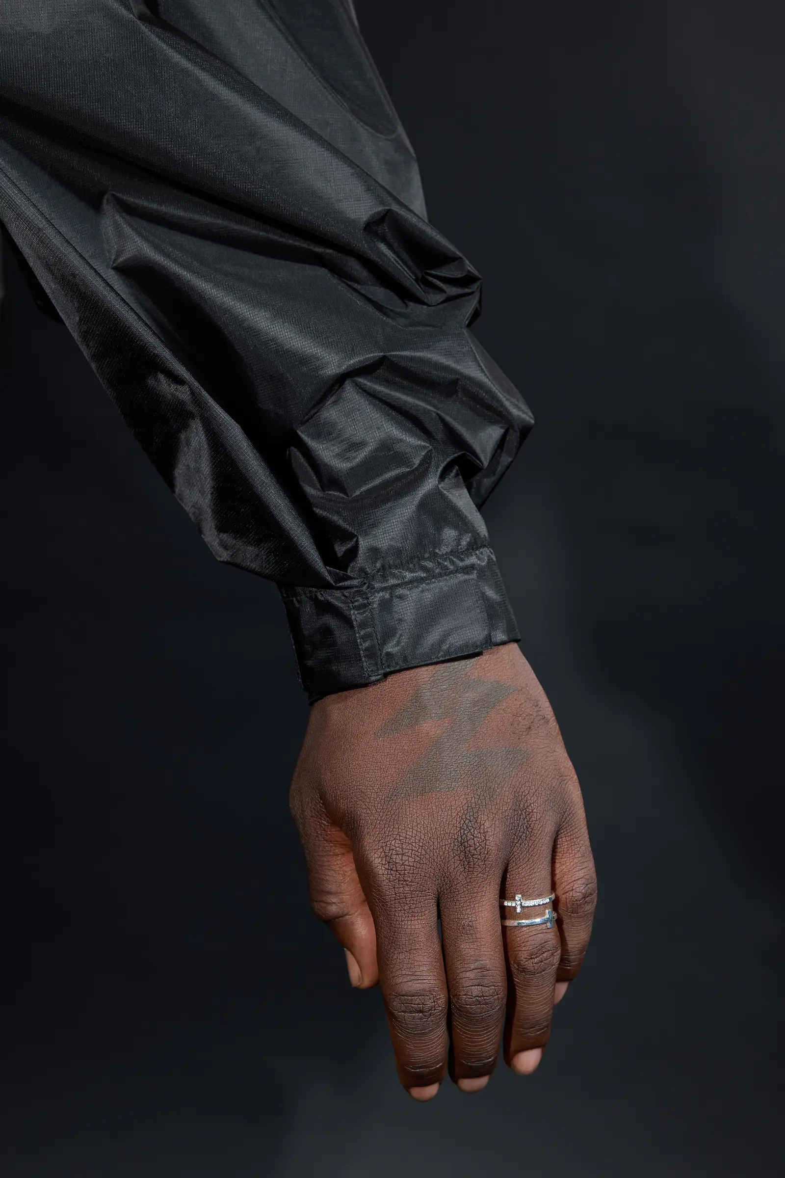 J100-WS